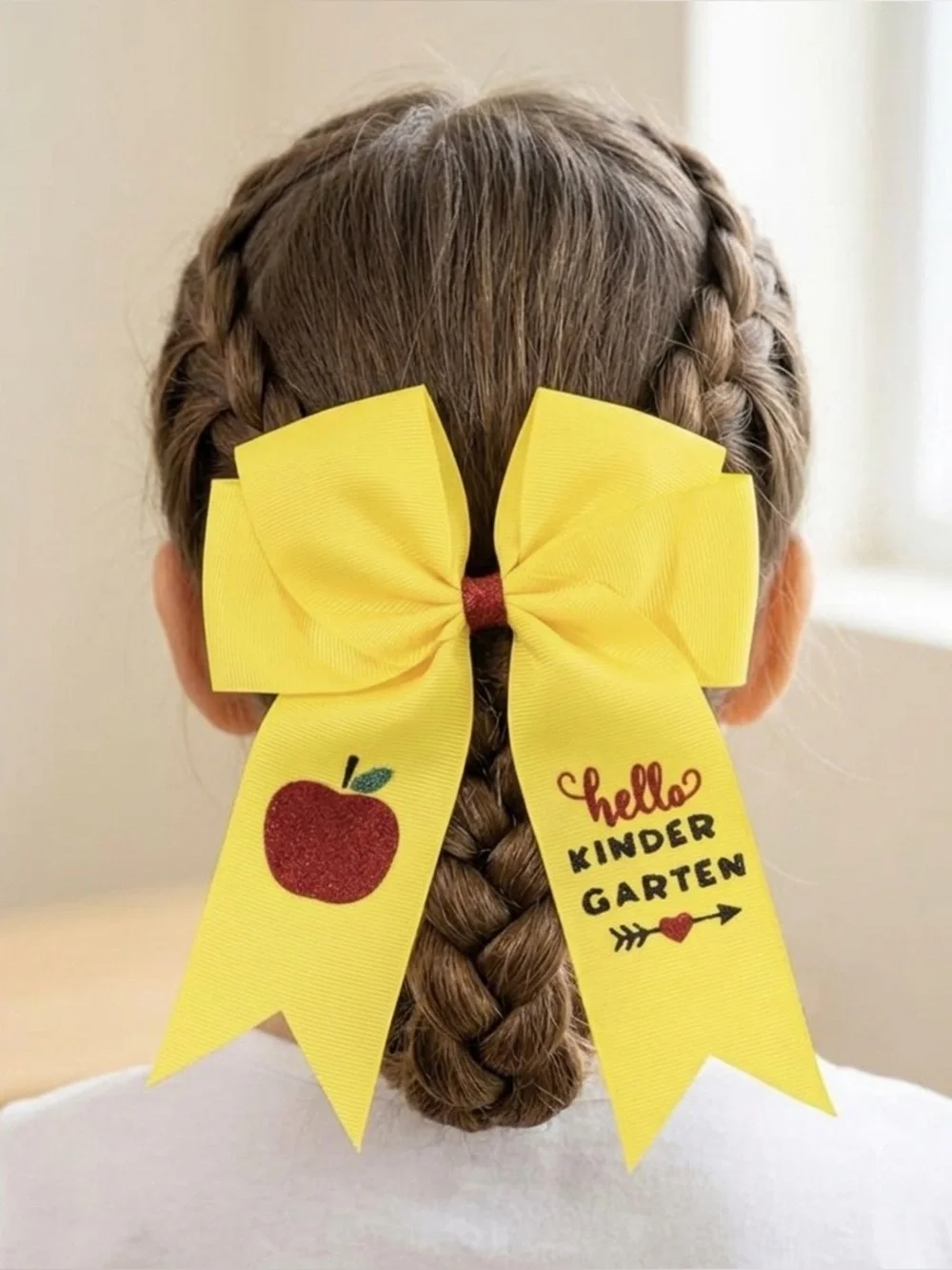 Handmade 🍎 hello